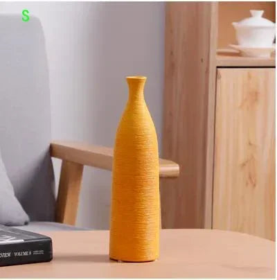 Minimalist Black & White Ceramic Vase – Modern Home & Office Décor Ornament