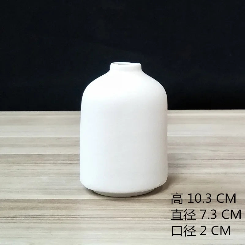 Simple Ceramic Vase – Nordic Style Dining & Living Room Décor for Weddings