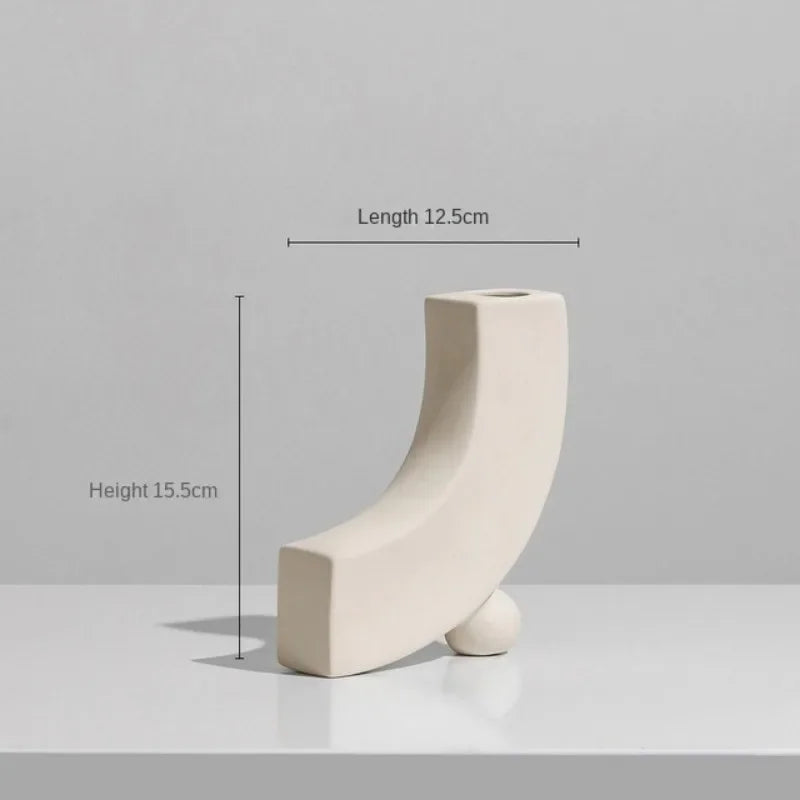 Modern Ceramic Art Vase – Simple Home Décor for Dried Flowers & Flower Arrangements