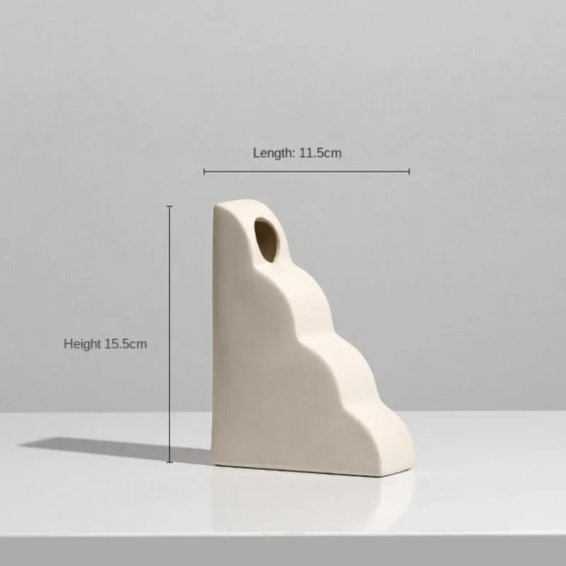 Modern Ceramic Art Vase – Simple Home Décor for Dried Flowers & Flower Arrangements