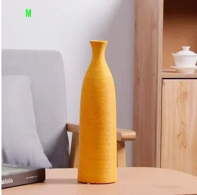 Minimalist Black & White Ceramic Vase – Modern Home & Office Décor Ornament