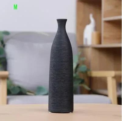 Minimalist Black & White Ceramic Vase – Modern Home & Office Décor Ornament