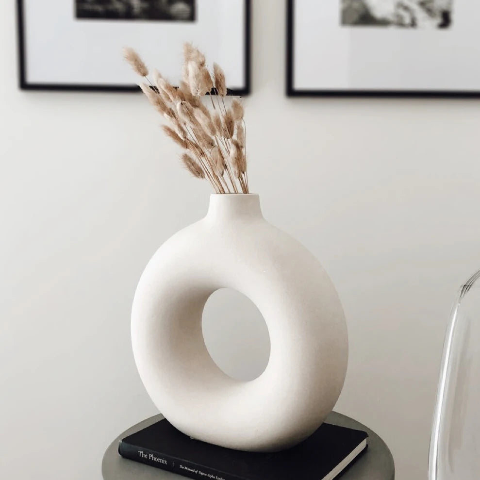 Nordic Circular Hollow Ceramic Vase – Modern Flower Pot for Home & Office Décor