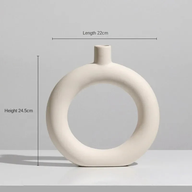 Modern Ceramic Art Vase – Simple Home Décor for Dried Flowers & Flower Arrangements